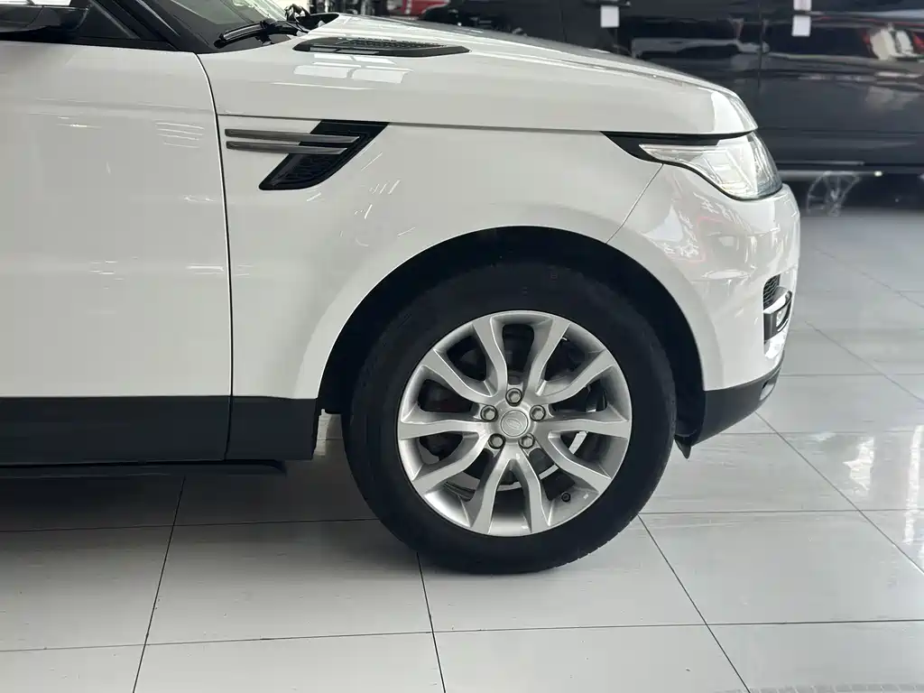 Land Rover Range Rover Sport 2016 3.0 SDV6 HSE