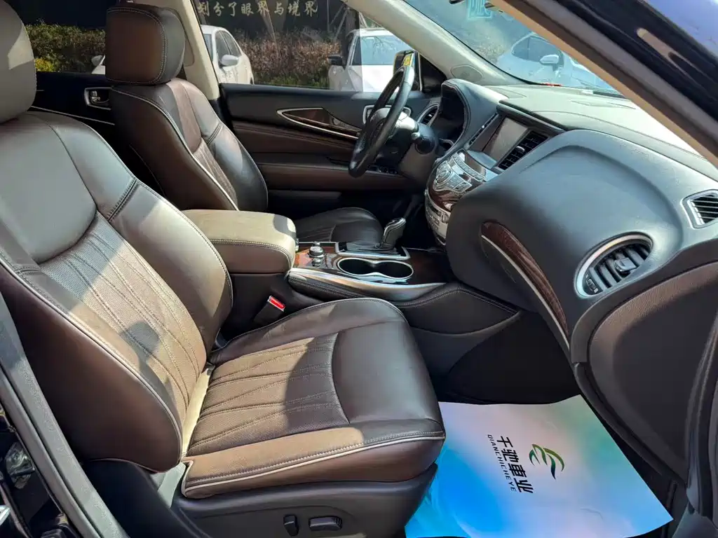 Infiniti QX60 (Import) — миниатюра 7