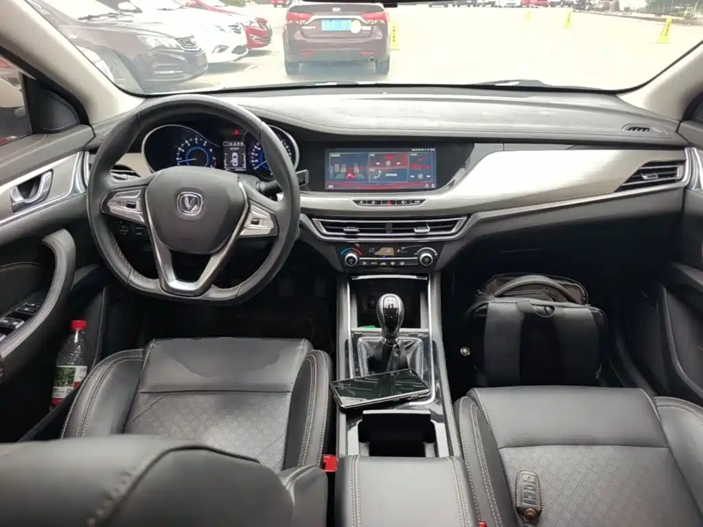 Changan Eado — миниатюра 10