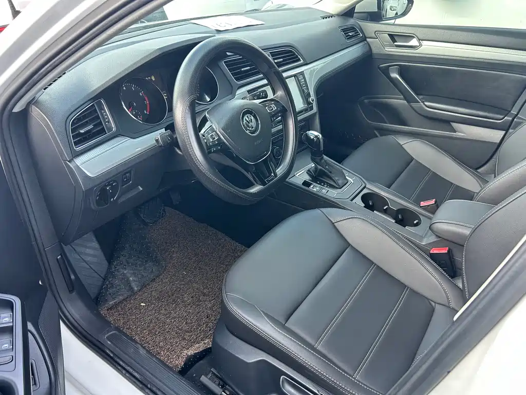 Volkswagen Lamando — миниатюра 7