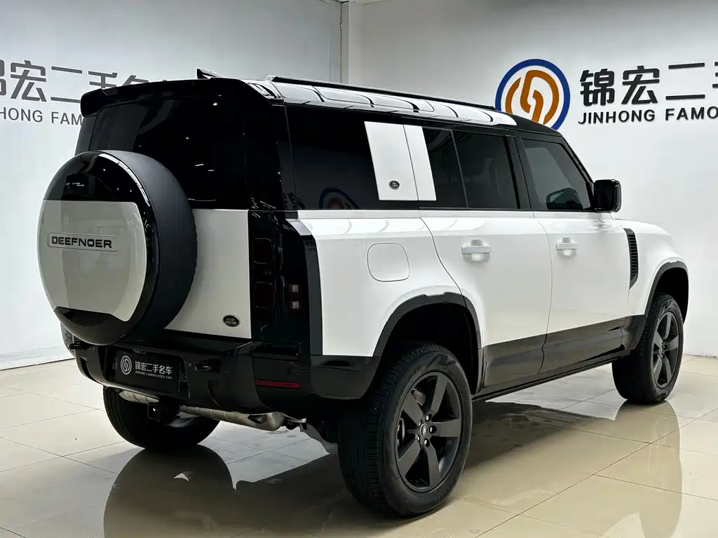 Land Rover Defender — миниатюра 48