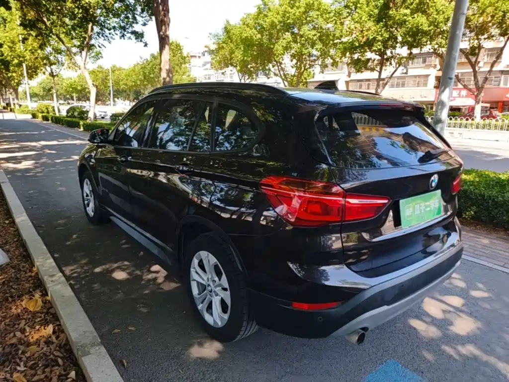 BMW X1 — миниатюра 5
