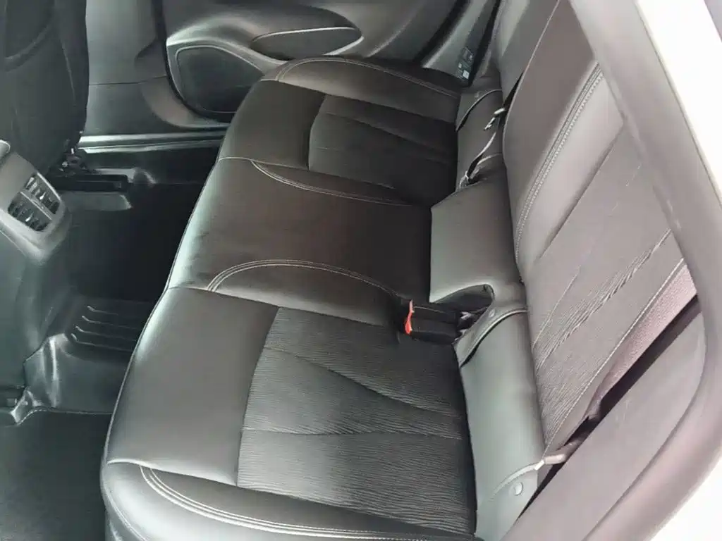 Buick Verano — миниатюра 17