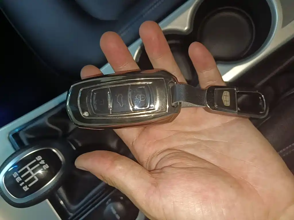 Geely Emgrand GL — миниатюра 9