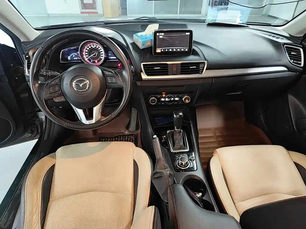 Mazda 3 Axela — миниатюра 13