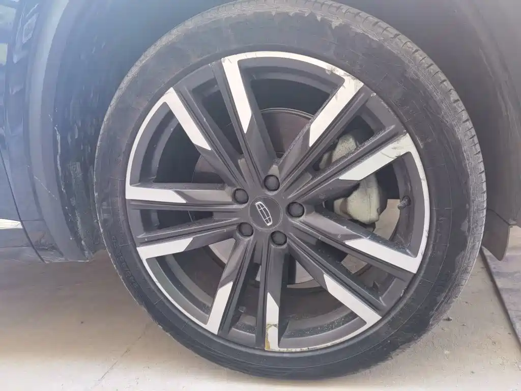 Geely Xingyue L — миниатюра 24