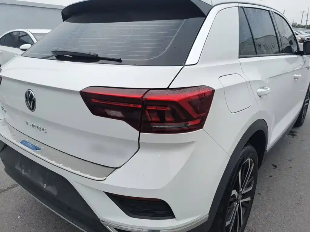 Volkswagen T-Roc — миниатюра 8