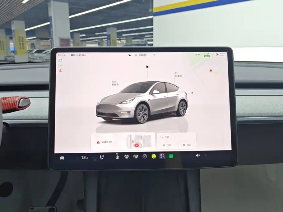 Tesla Model Y — миниатюра 13