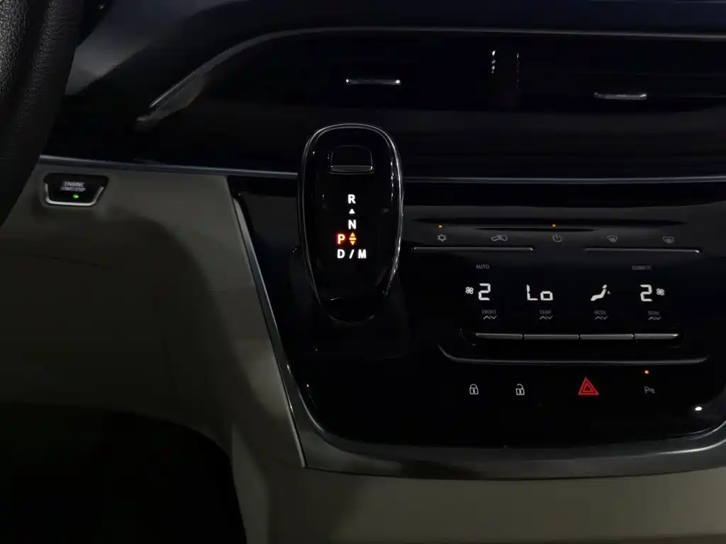 Buick GL8 — миниатюра 13