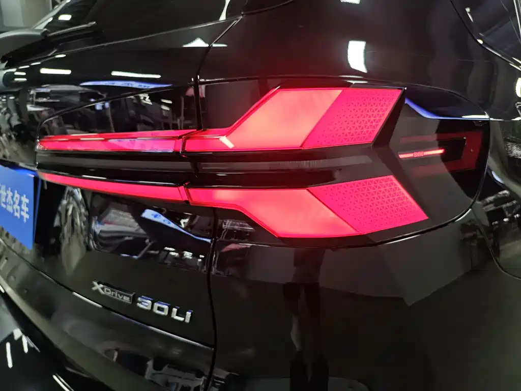 BMW X5 — миниатюра 13