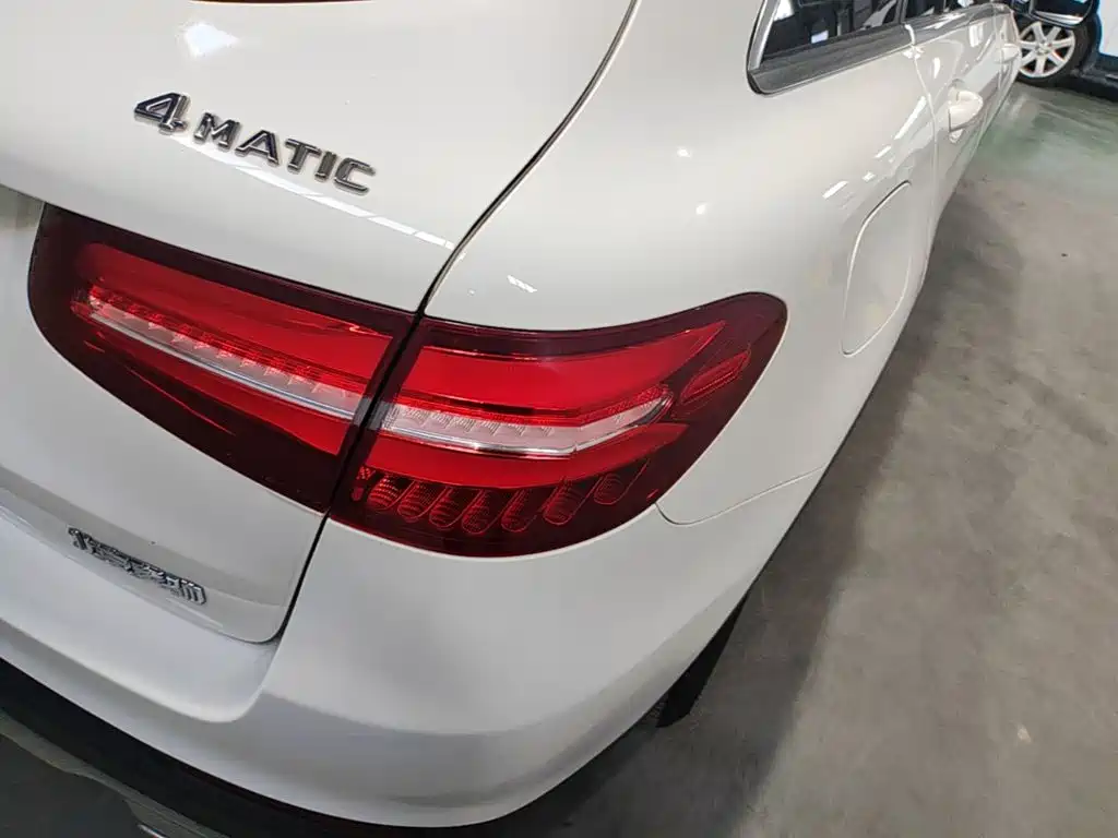 Mercedes-Benz GLC — миниатюра 8