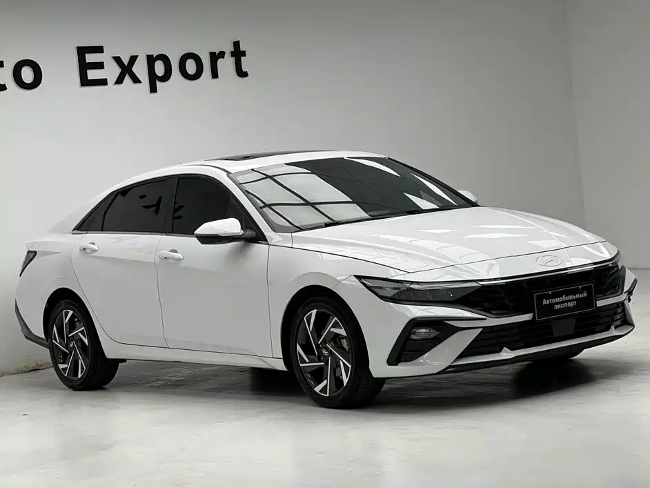 Hyundai Elantra — миниатюра 3