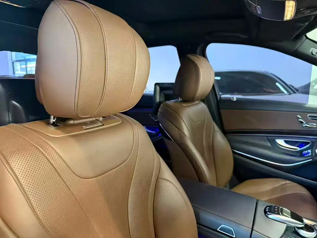 Mercedes-Benz S-Class — миниатюра 13