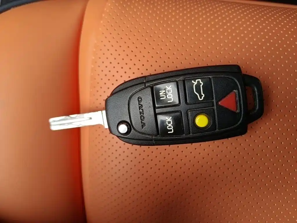 Volvo XC Classic — миниатюра 9