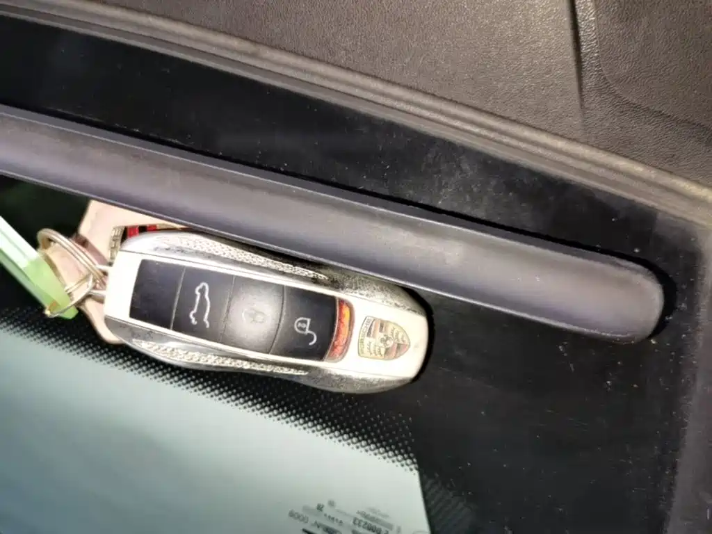 Porsche Macan — миниатюра 9