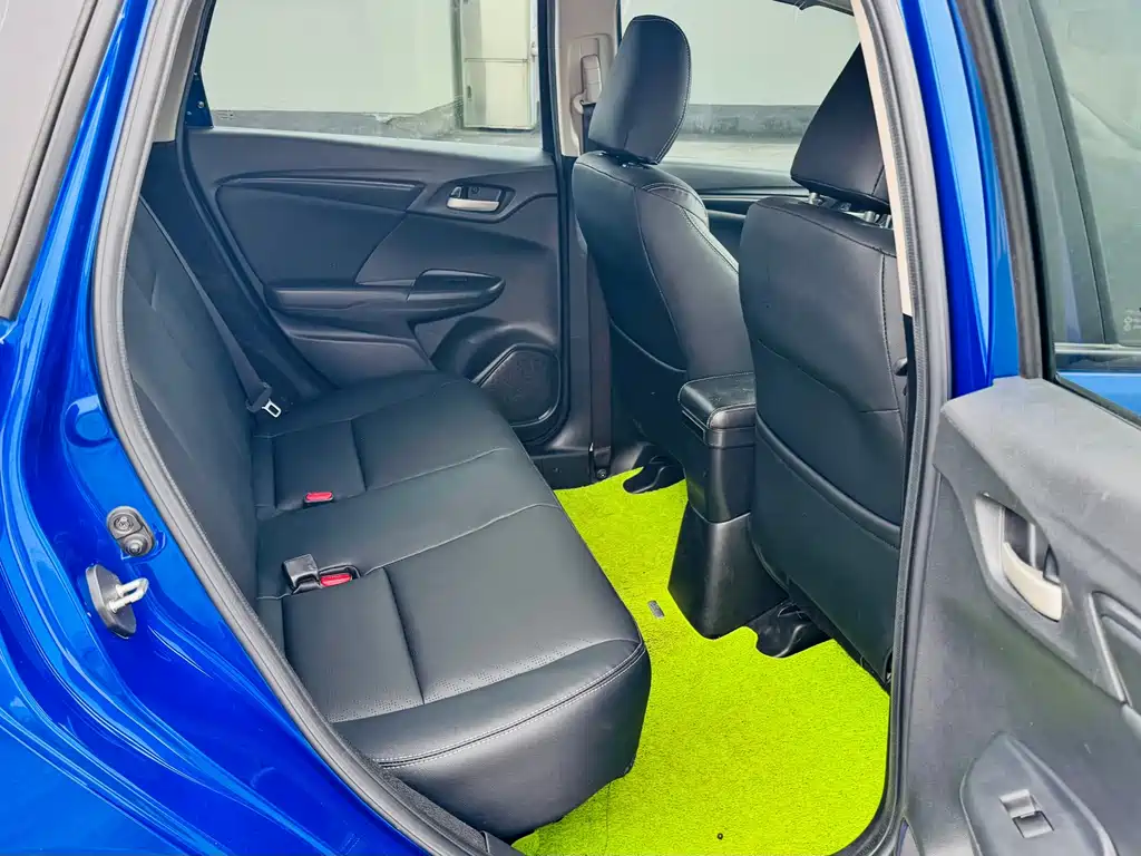Honda Fit — миниатюра 13