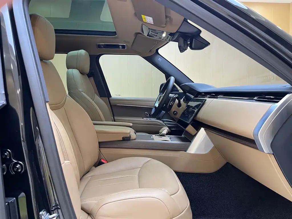 Land Rover Range Rover — миниатюра 6