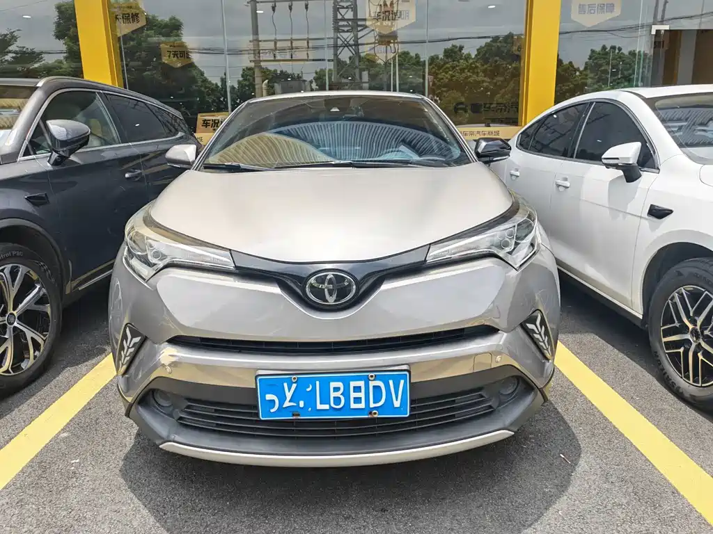 Toyota IZOA — миниатюра 2