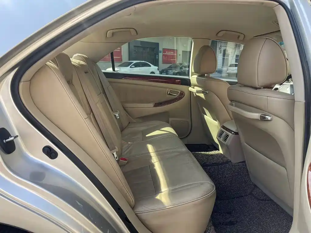 Toyota Crown 2006 2.5L Royal