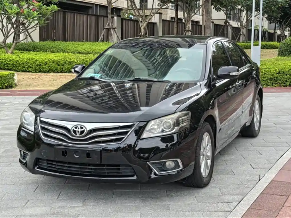 Купить Toyota Camry