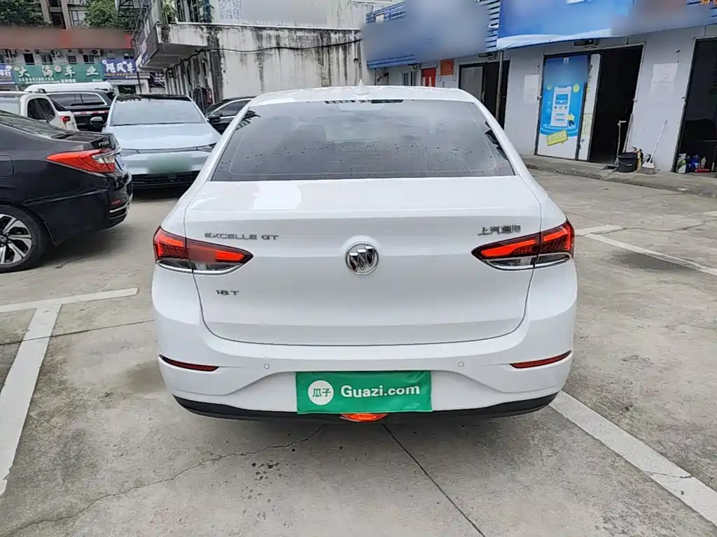 Buick Excelle — миниатюра 6
