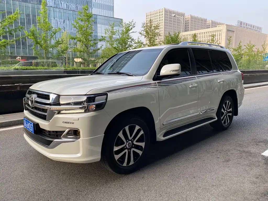 Toyota Land Cruiser 2019