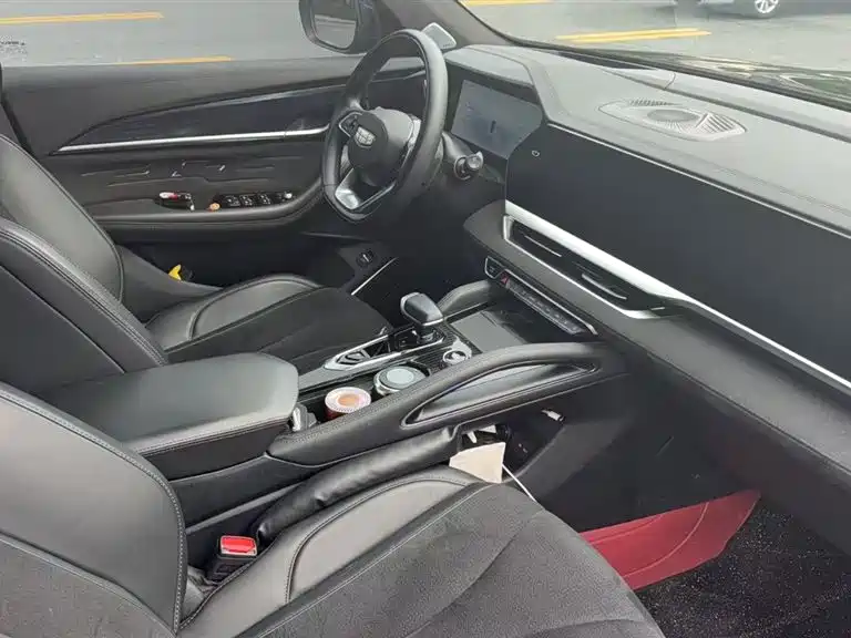 Geely Monjaro L 2023 2.0TD AT Flagship