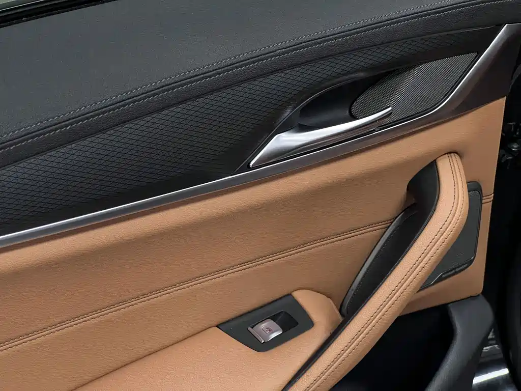BMW 5 Series (Import) — миниатюра 18