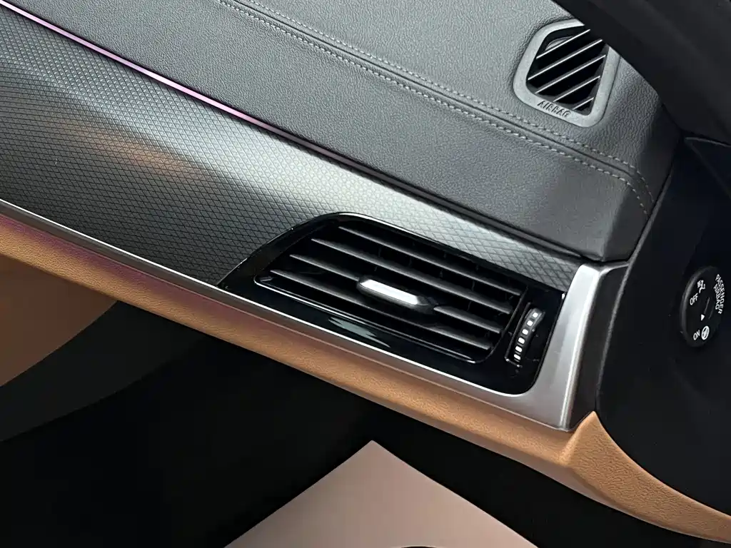 BMW 5 Series (Import) — миниатюра 40