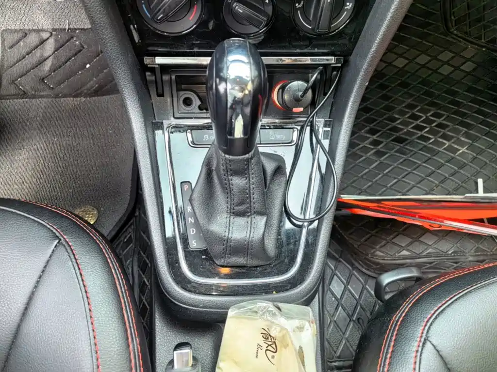Volkswagen Bora — миниатюра 14
