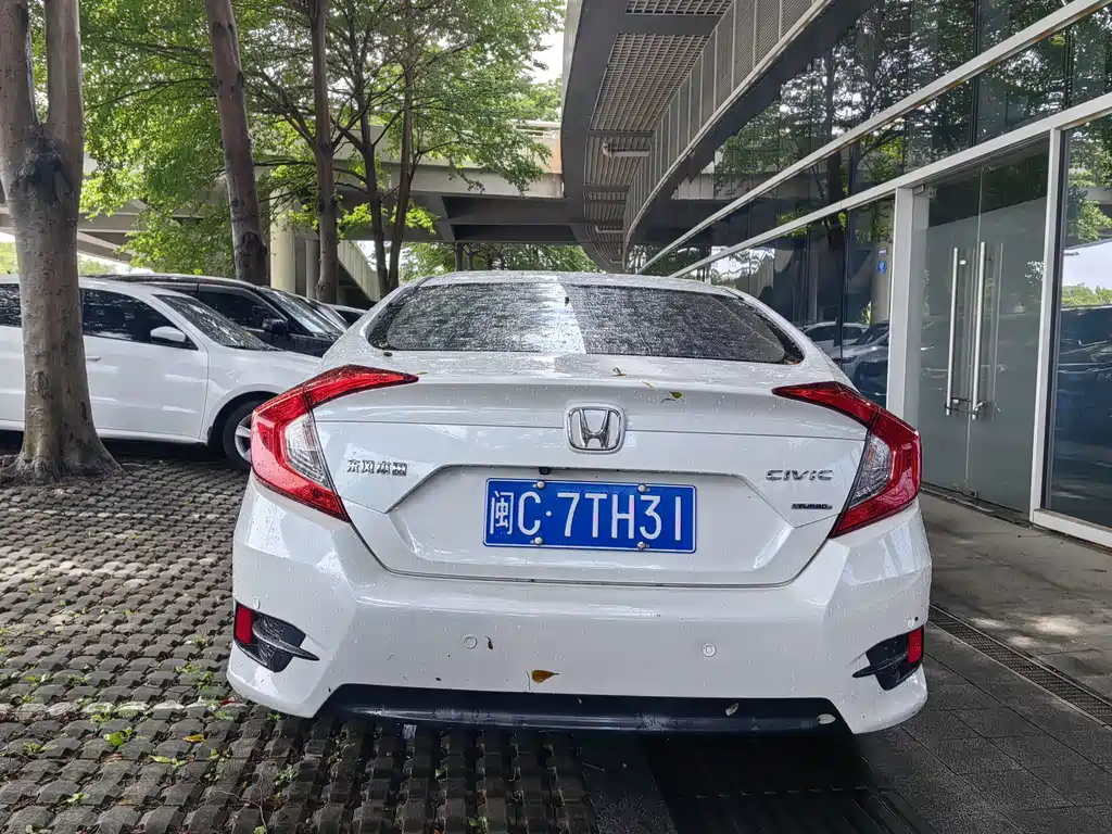 Honda Civic — миниатюра 6