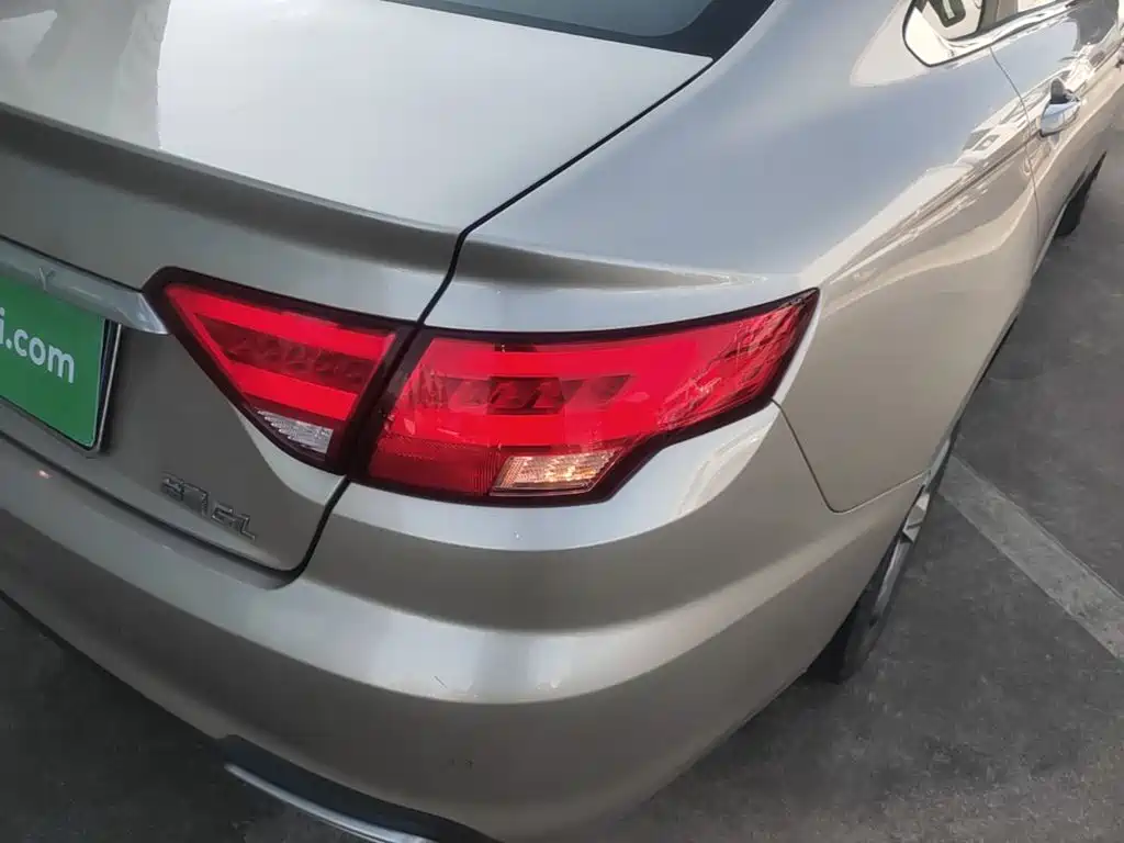 Geely Emgrand GL — миниатюра 8