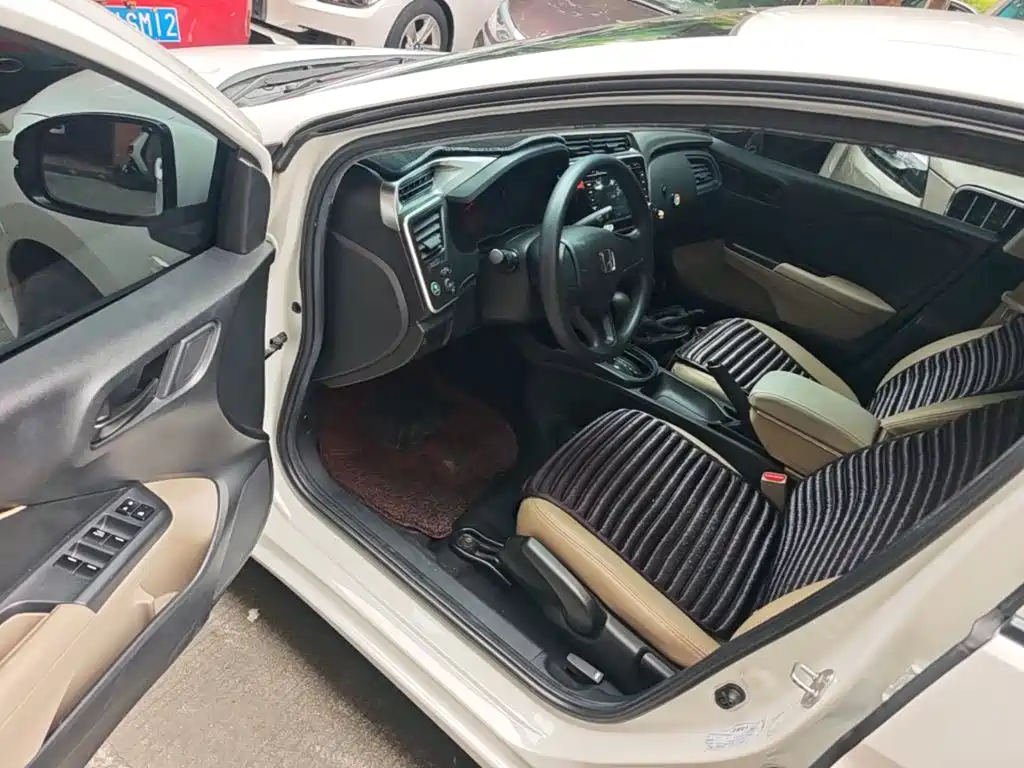 Honda City — миниатюра 16