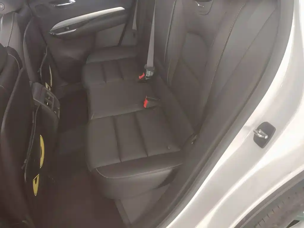 Cadillac XT4 — миниатюра 17