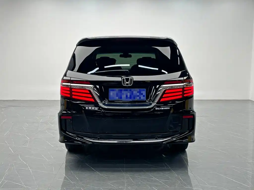Honda Elysion — миниатюра 5
