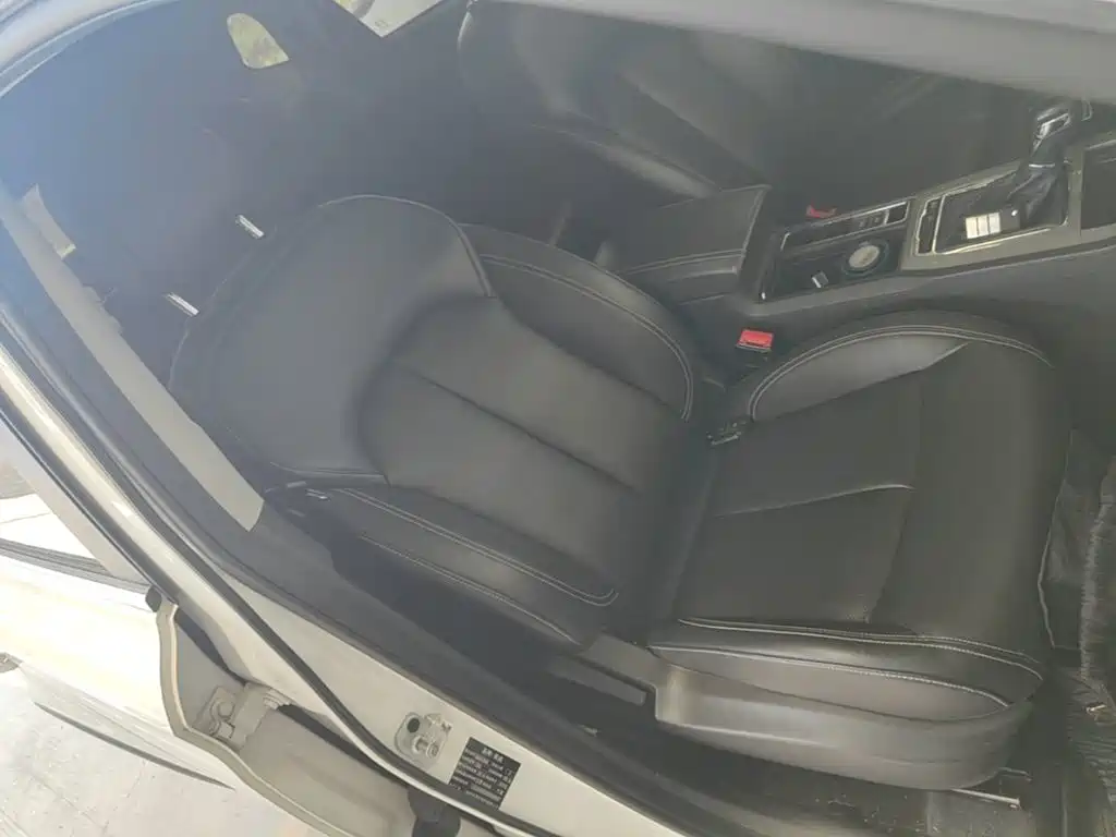 Roewe RX5 — миниатюра 25