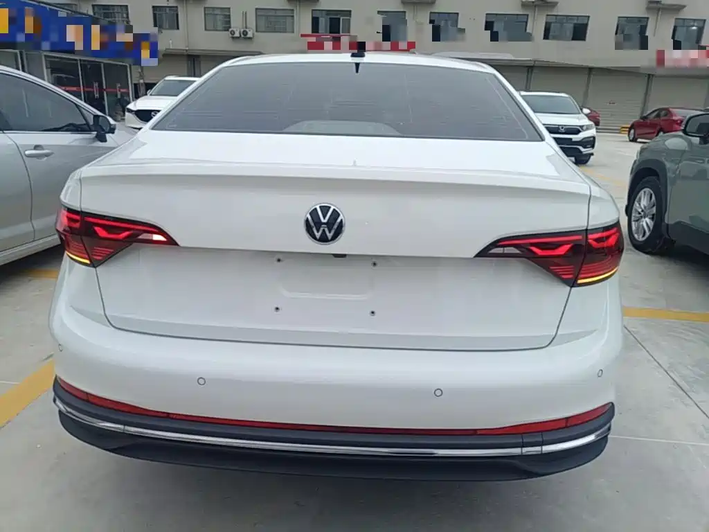 Volkswagen Sagitar — миниатюра 6