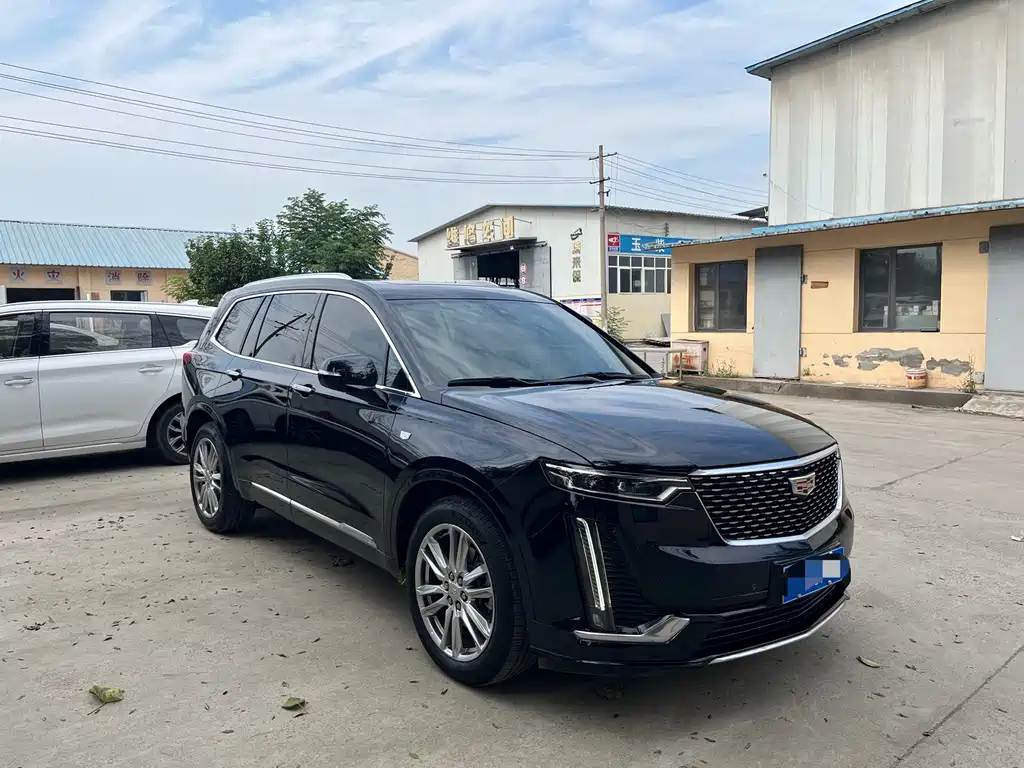 Cadillac XT6 2022 2.0T мест Luxury