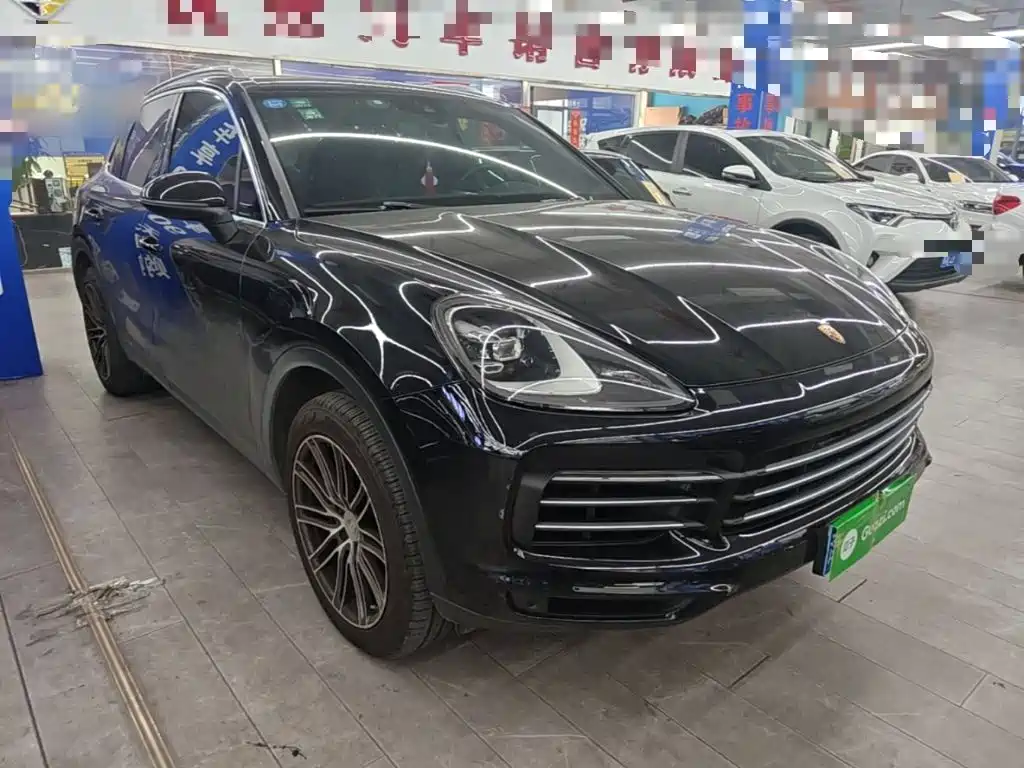 Porsche Cayenne — миниатюра 4