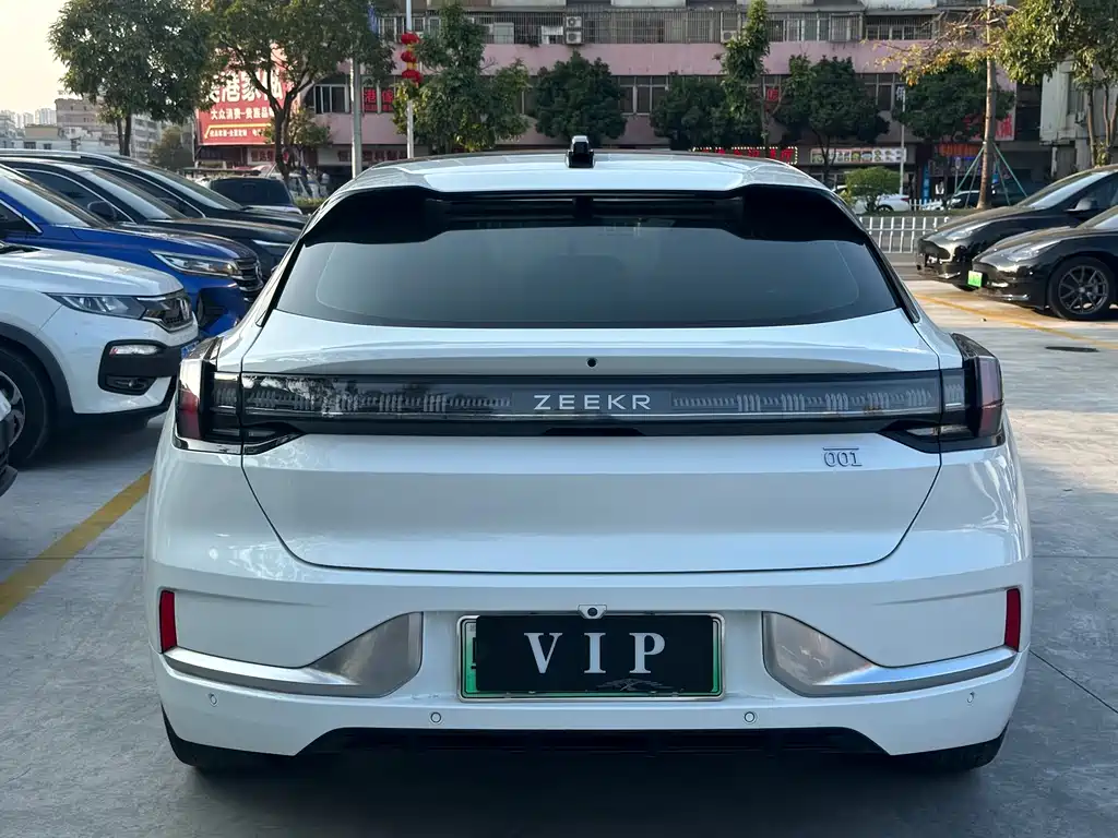 ZEEKR EXTREME KRYPTON 001