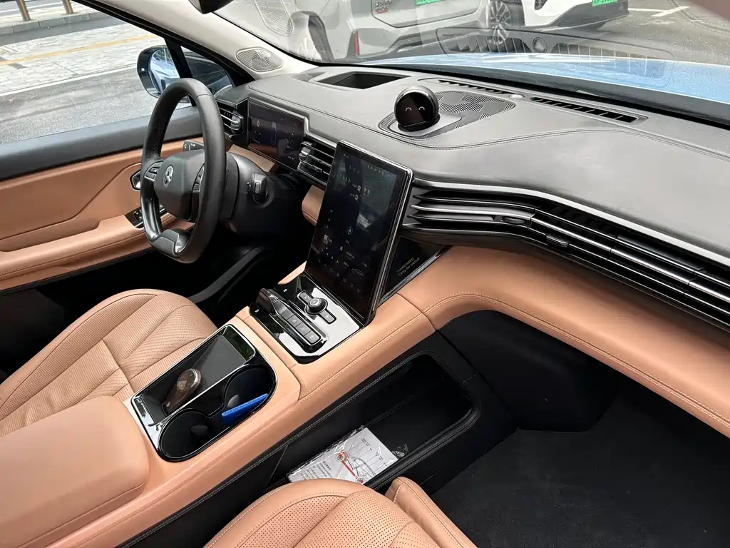 NIO ES8 — миниатюра 9