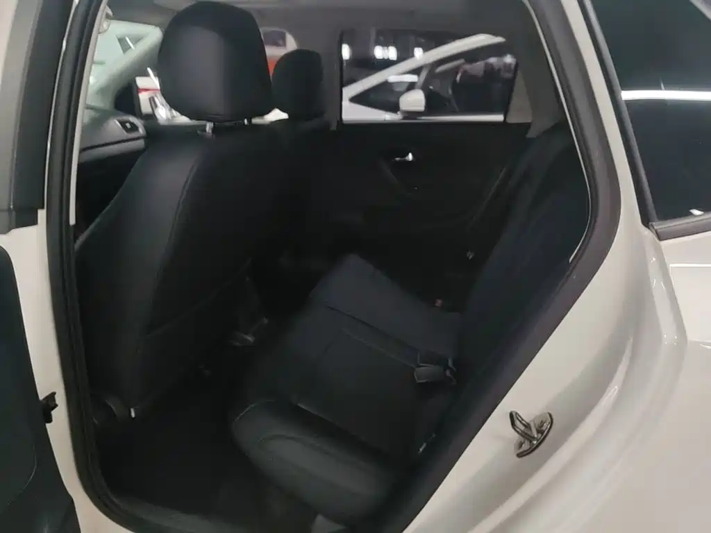 Volkswagen Polo — миниатюра 17