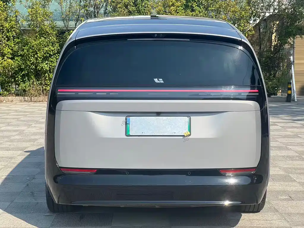 Li Auto Li MEGA — миниатюра 11
