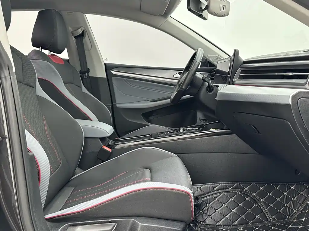 Volkswagen Lamando — миниатюра 9
