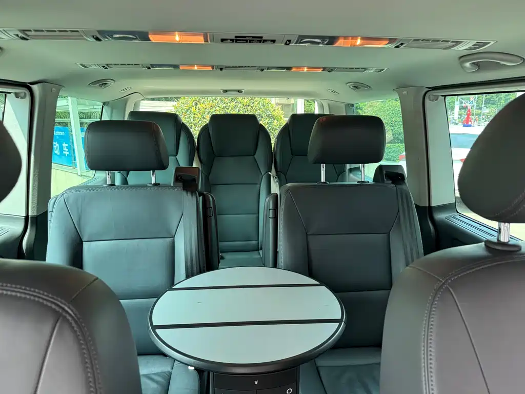 Volkswagen Multivan — миниатюра 14