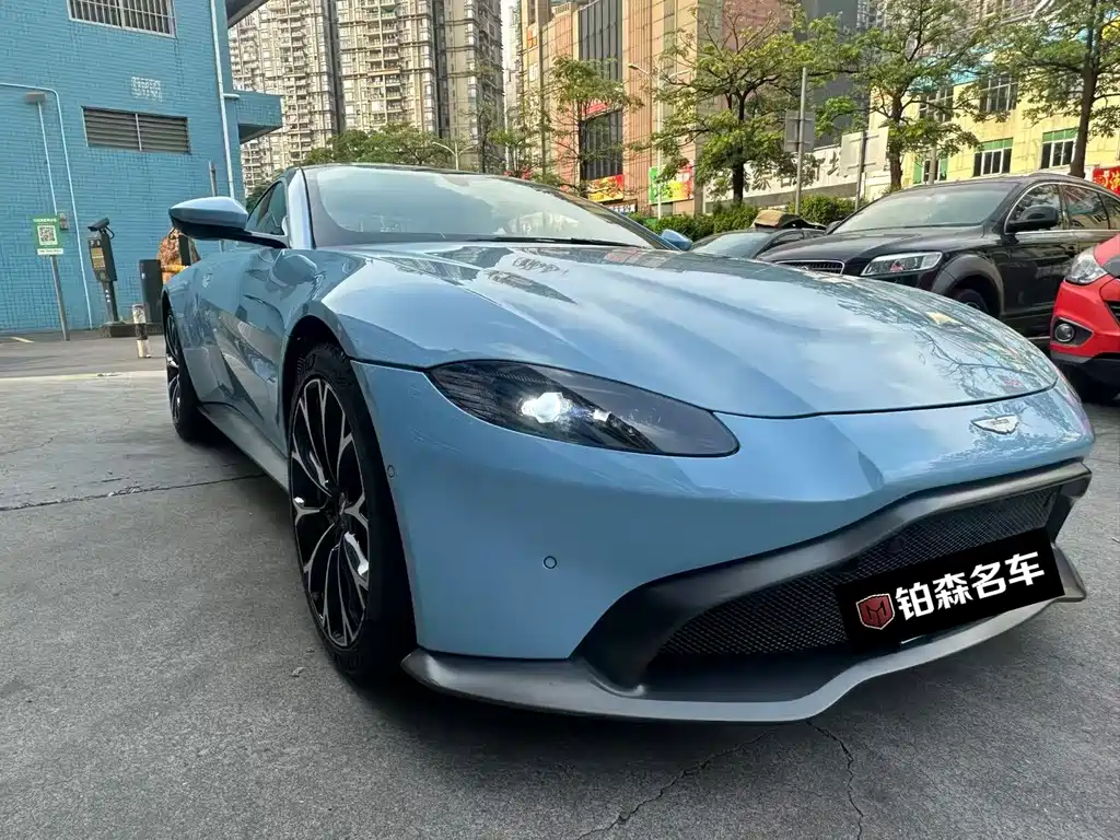 Aston Martin V8 Vantage — миниатюра 2