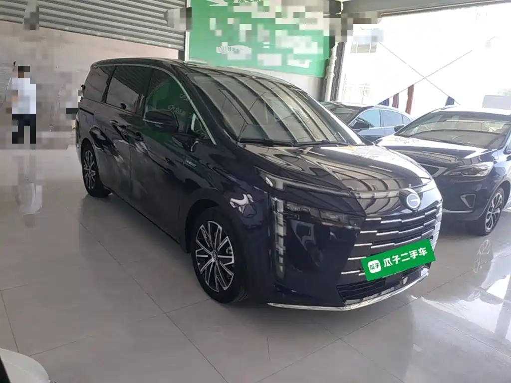 GAC Motor Trumpchi E8 PHEV — миниатюра 4