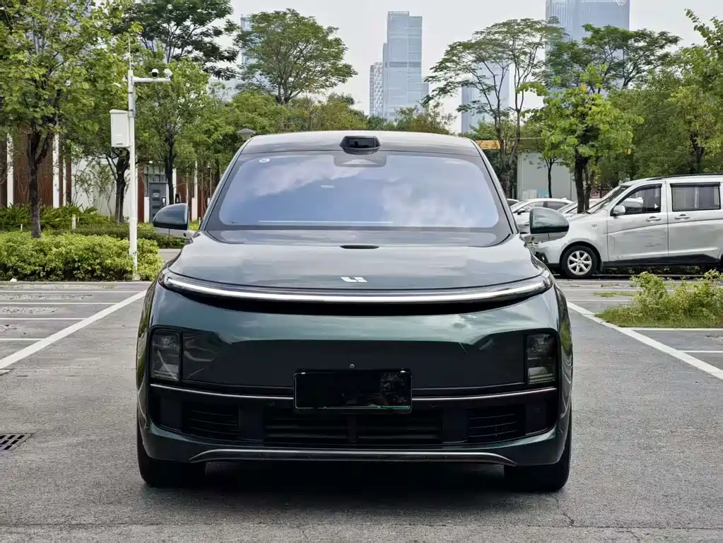 Li Auto Li L8 — миниатюра 2
