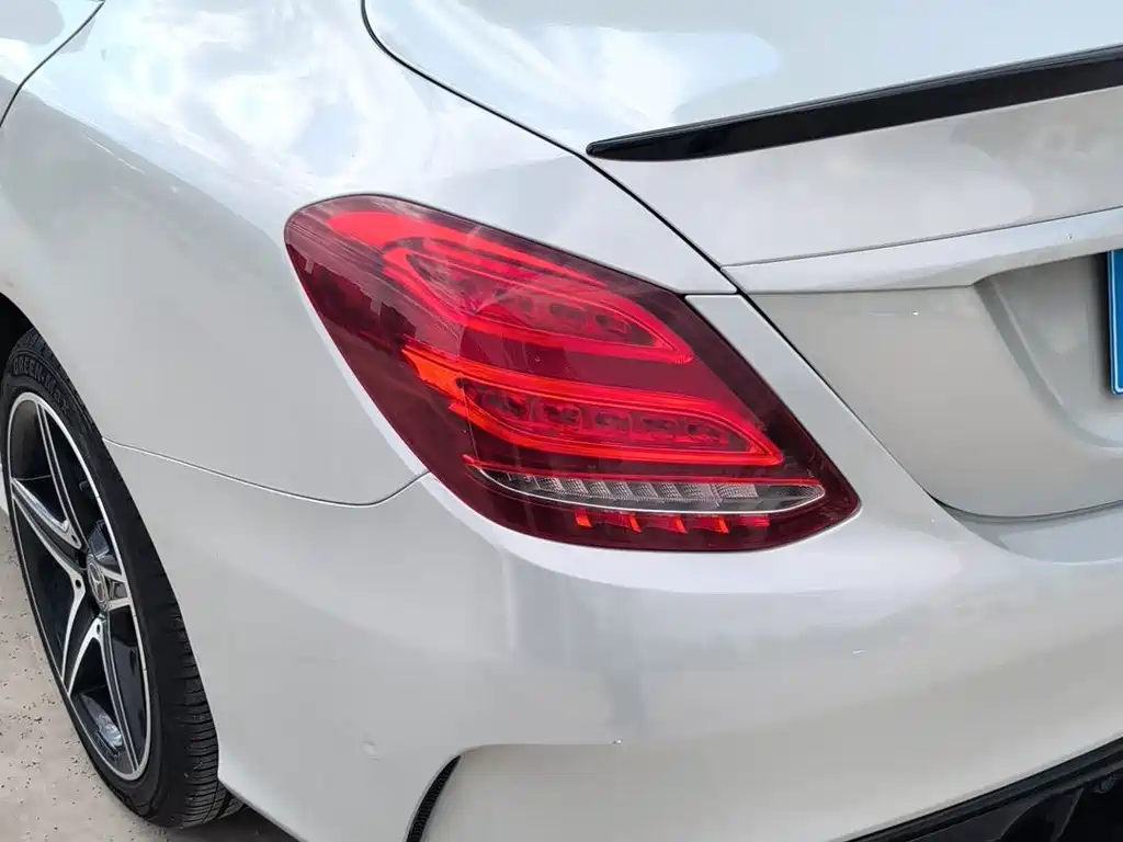 Mercedes-Benz C-Class — миниатюра 5