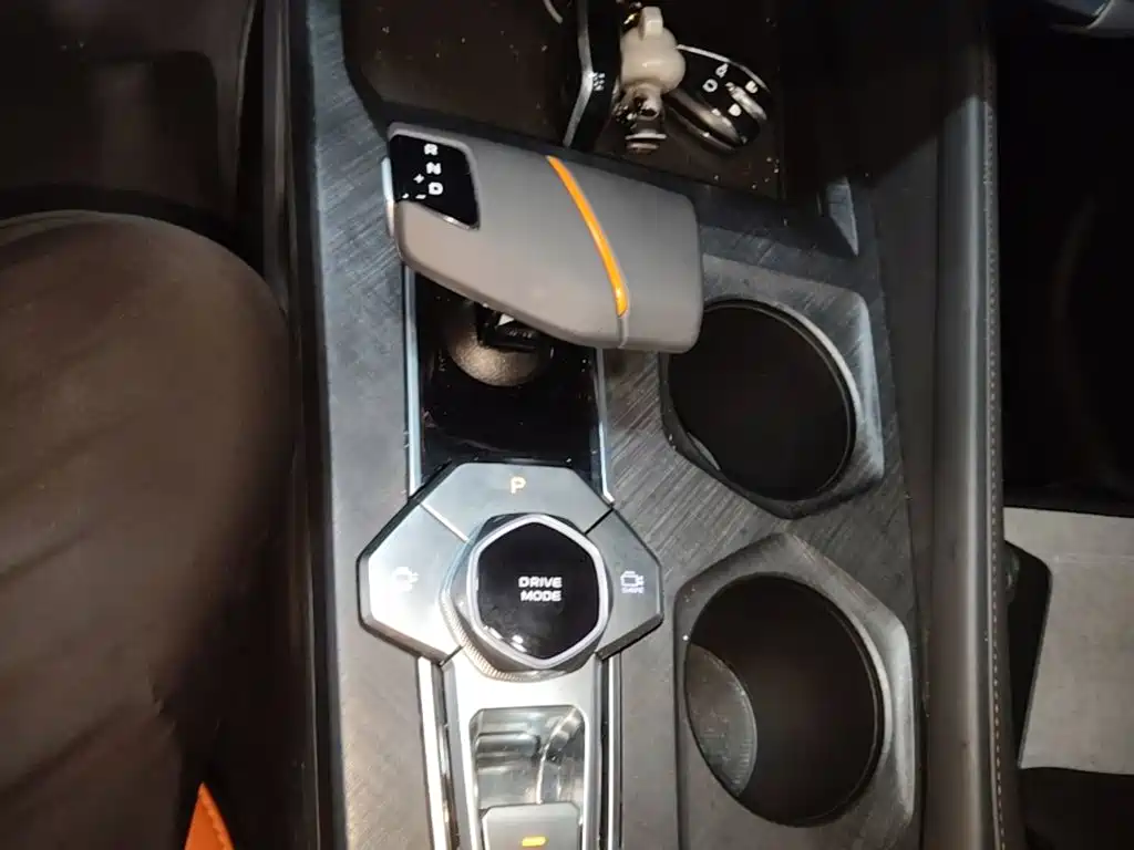Changan UNI-V — миниатюра 14